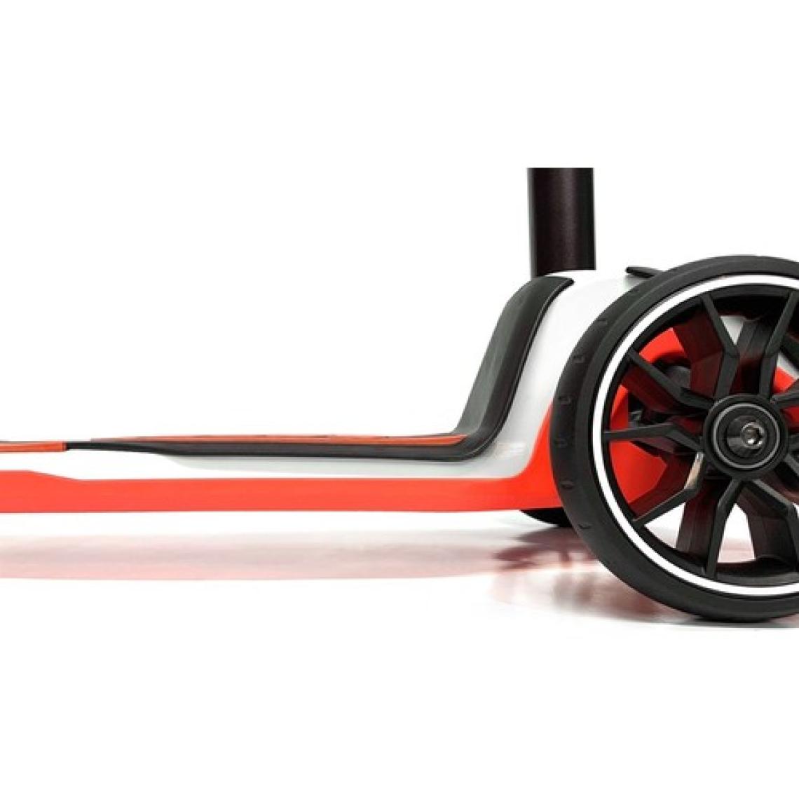 Scoot And Ride Hi̇ghwayki̇ck 5 Red Lamborghini Scooter