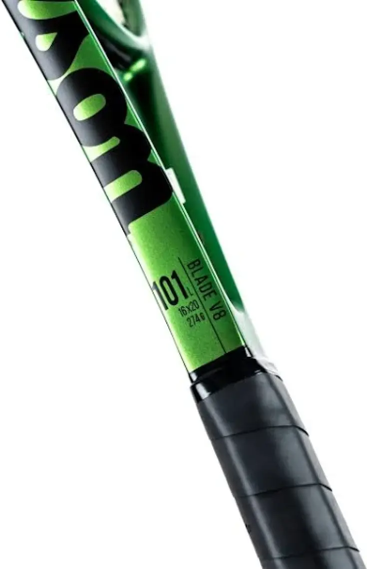 Wilson Blade 101L V8 Tenis Raketi WR079710
