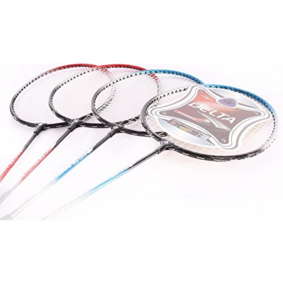 Delta 4 Adet Badminton Raketi İle 3 Adet Badminton Topu Ve Deluxe Badminton Çantası Dörtlü Grup Seti