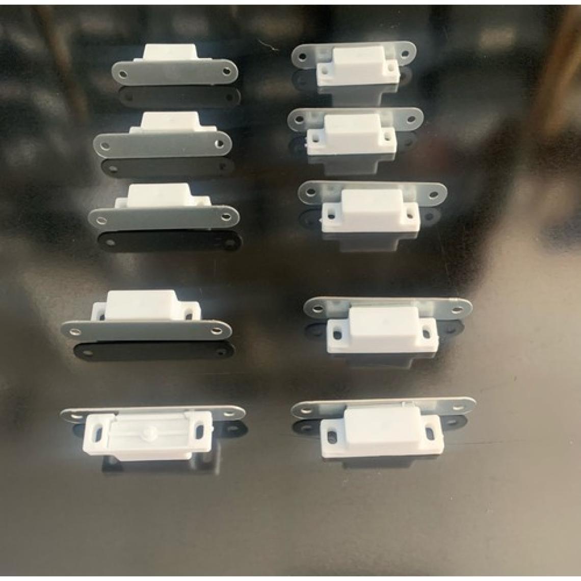 Tusem 10 Adet Mıknatıslı Çıt Çıt