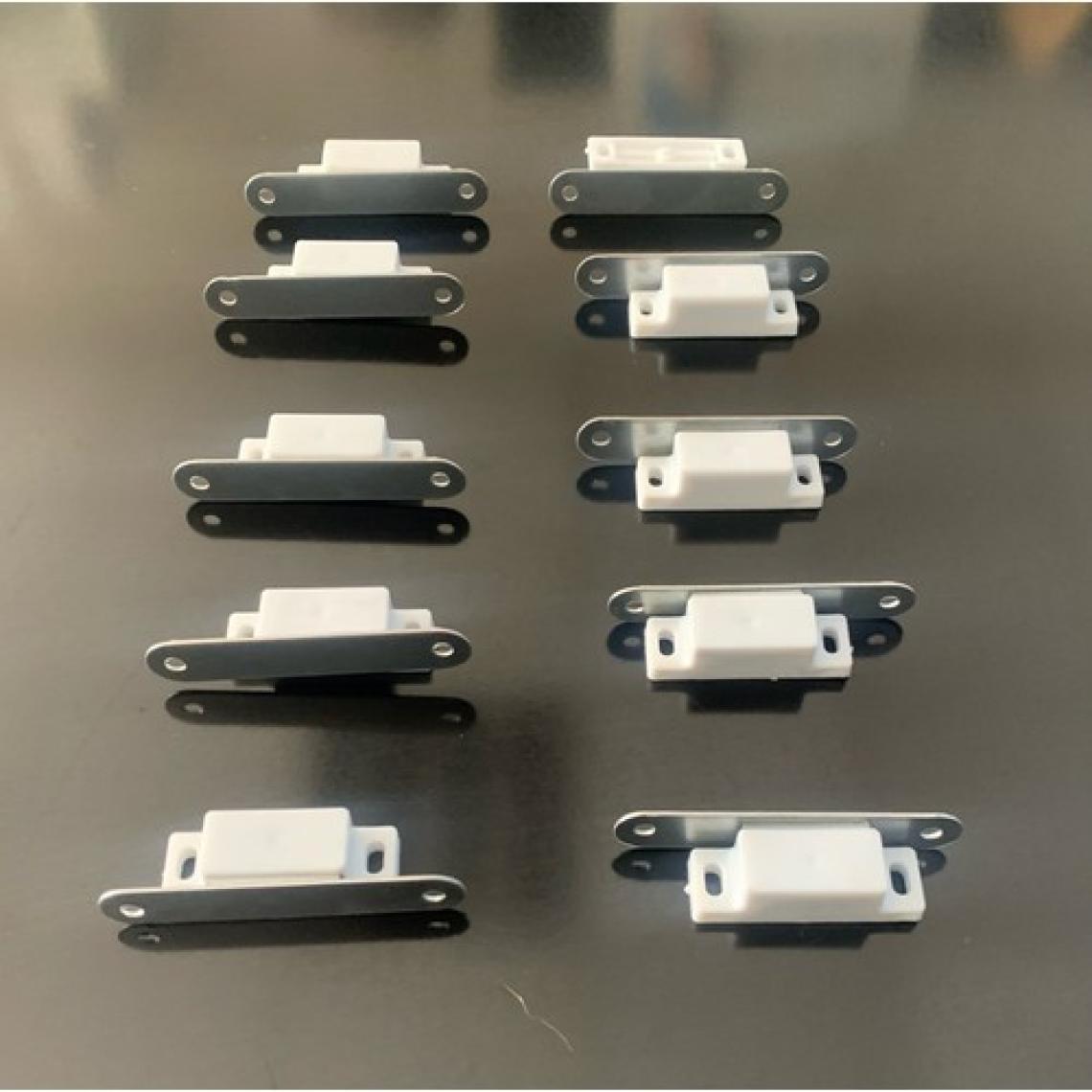 Tusem 10 Adet Mıknatıslı Çıt Çıt