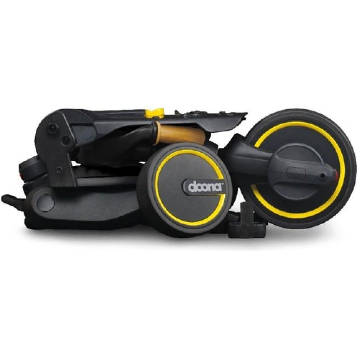 Doona Liki Trike Tek Parça Katlanır 3 Tekerlekli Bebek Bisikleti S5 - Nitro Black