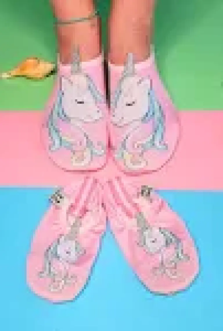 First Step Pembe 3 Boyutlu Unicorn Anne Kız Kombinlenebilir Havuz Patiği (Ayrı Ayrı SATILMAKTADIR)-F-9012