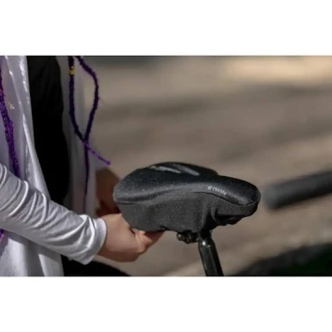 Decathlon Sele Kılıfı - Siyah - L Boy - MEMORYFOAM 500