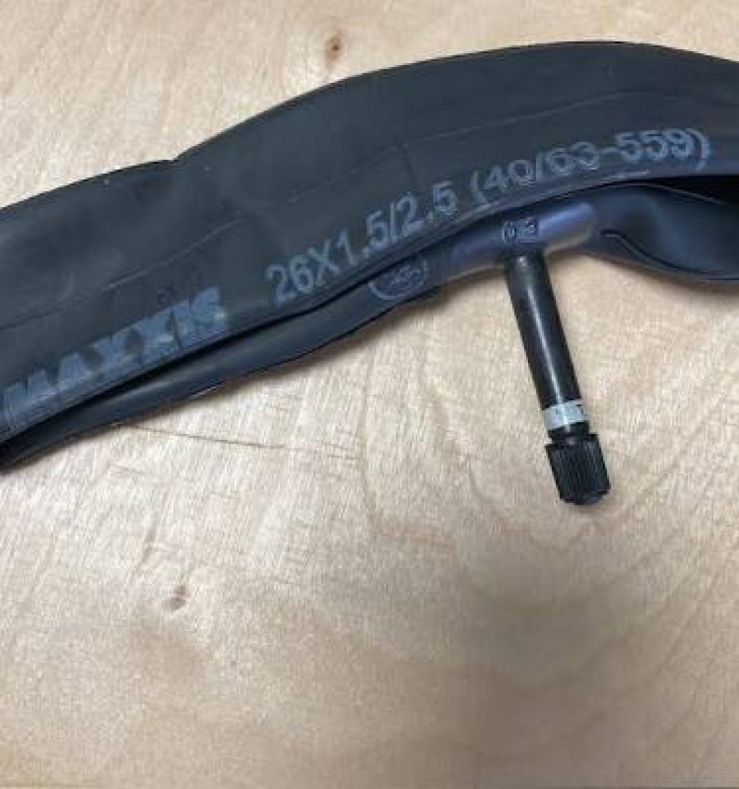 Maxxis Welter Weight Iç Lastik 26X1.50-2.50 Kalın Sibop 48MM