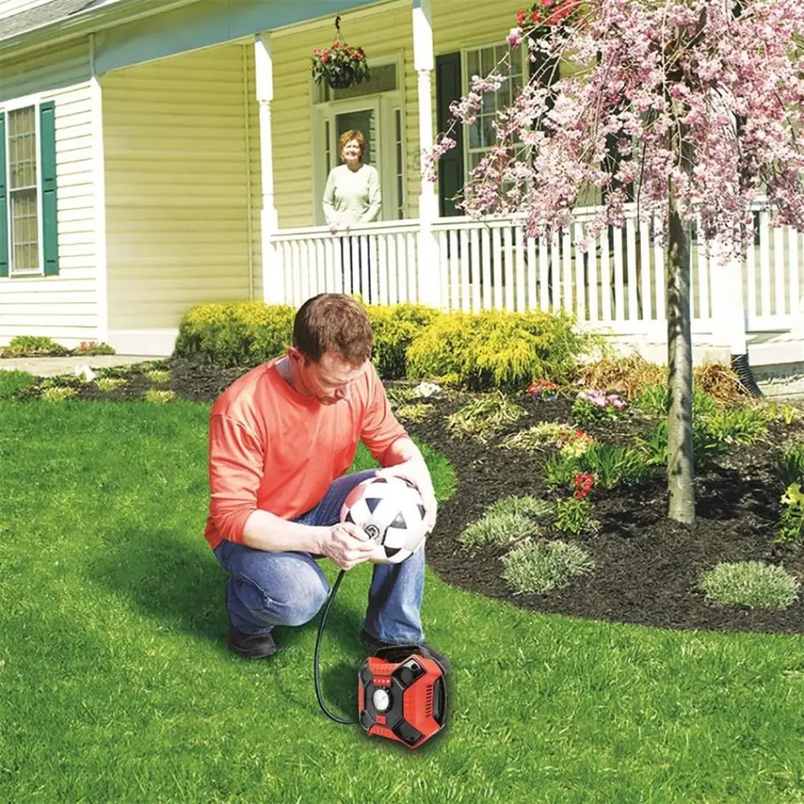 Kobb KB100 12VOLT 100 Psı Analog Göstergeli Hava Lastik Şişirme Pompası
