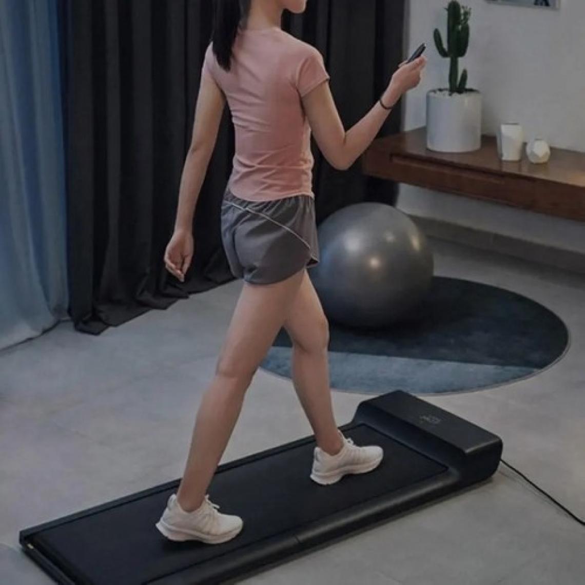 Kingsmith WalkingPad A1 Pro Katlanabilir Yürüme Bandı (Global Versiyon - Walkingpad Türkiye Garantili)
