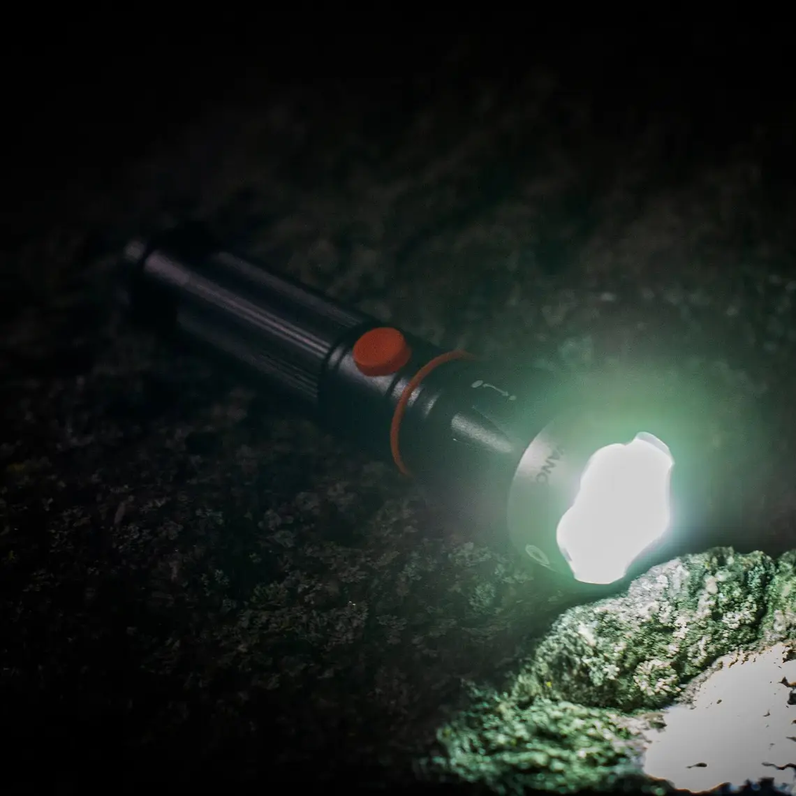 Ledvance LED Tactıc Şarjlı El Feneri