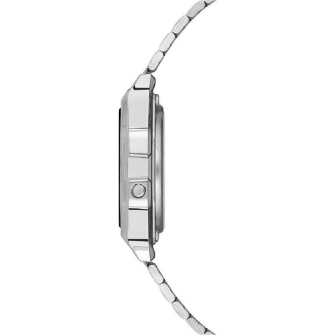 Casio Dijital Erkek Kol Saati - Takvim, Alarm, Kronometre, Işıklı, Çelik Kordon, Alüminyum Kasa, 3 ATM Suya Dayanıklı