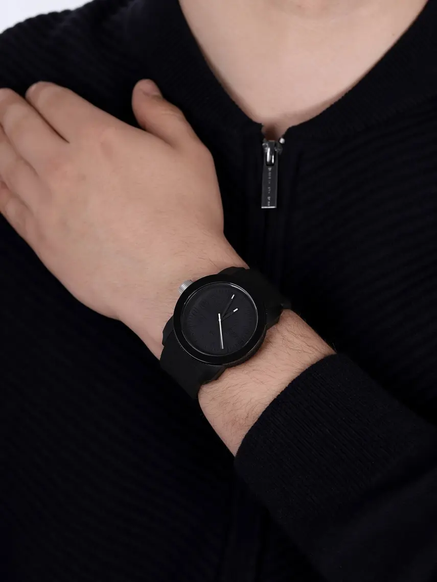Diesel Erkek Spor Kol Saati - Quartz, Analog, Silikon Kordon, Çelik Kasa, Mineral Cam, 5 ATM Suya Dayanıklı