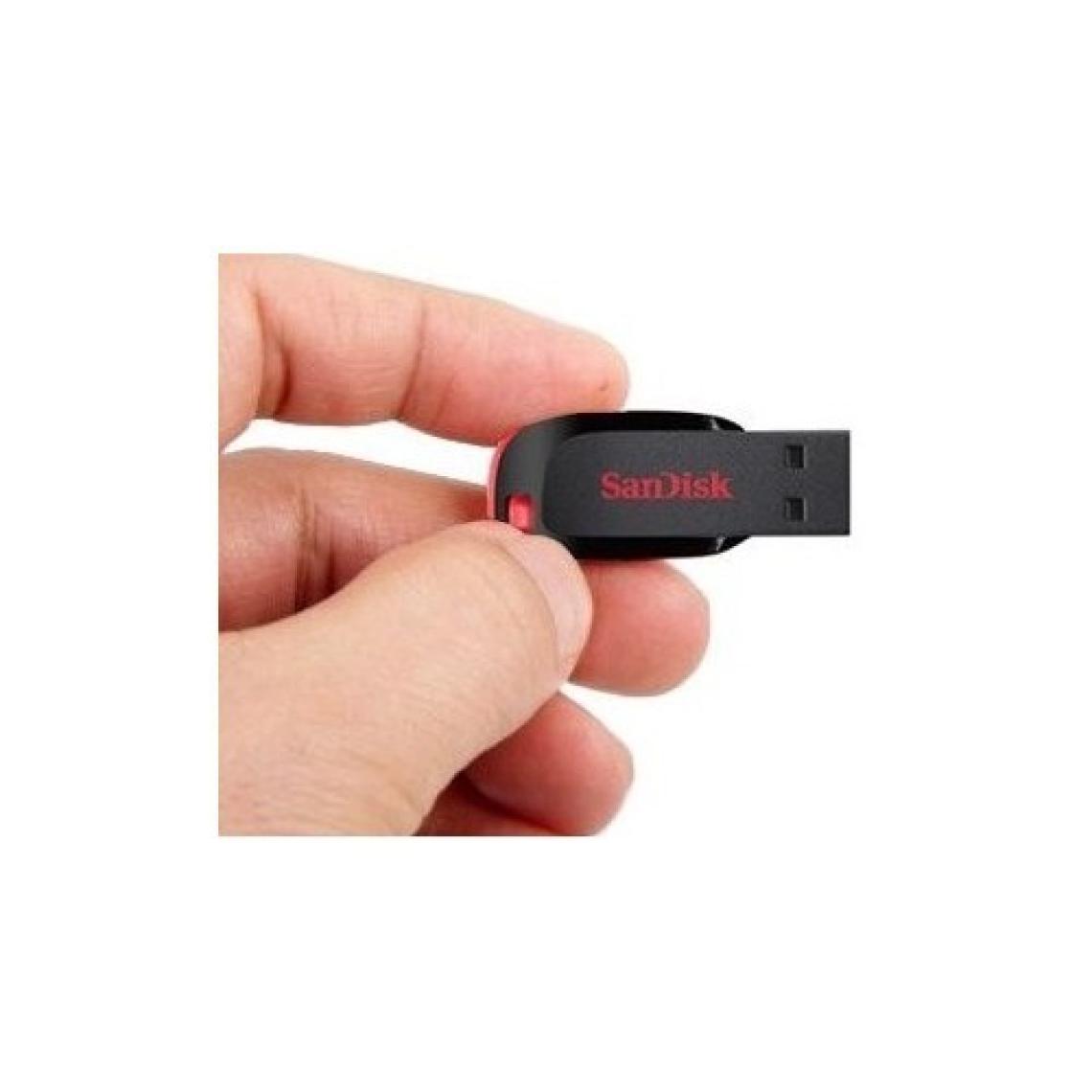 SanDisk Cruzer Blade SDCZ50-064G-B35 64 GB Flash Bellek