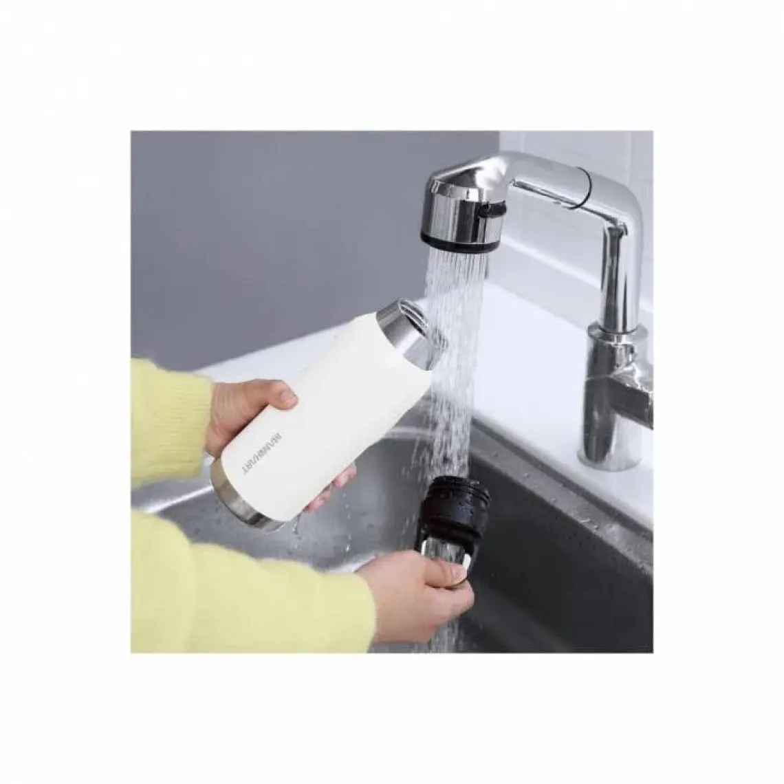 Mannhart By Spigen B213 Sızdırmaz Vakumlu Çift Katmanlı Travel Mug Paslanmaz Çelik Termos 500 ml Hot 6h / Cold 24H White - AHP00351