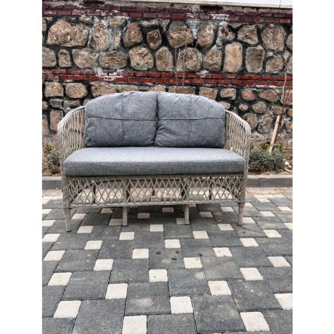 Tu Tienda Tire Rattan 2+1+1+Masa Bahçe Takımı,kayrak Gri