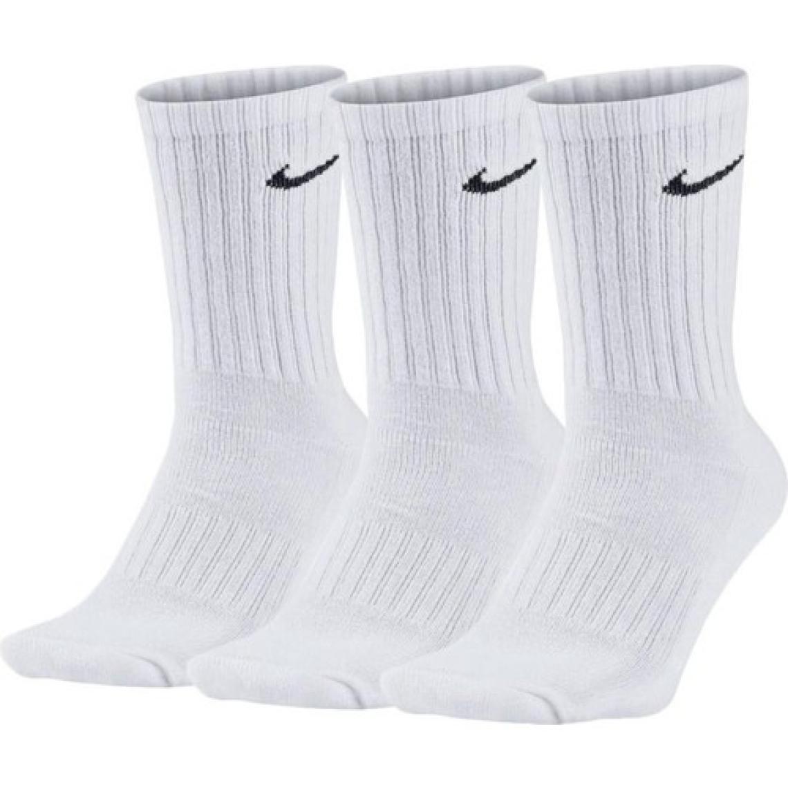 Nike SX7676-100 Everyday Cush No-Show 3lü Çorap Seti