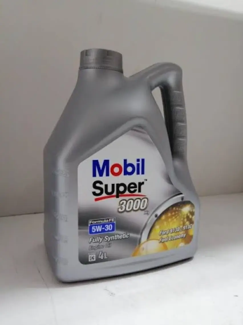 Mobil Süper FE 5W-30 Motor Yağı 4 Litre ( Üretim Yılı: 2023 )