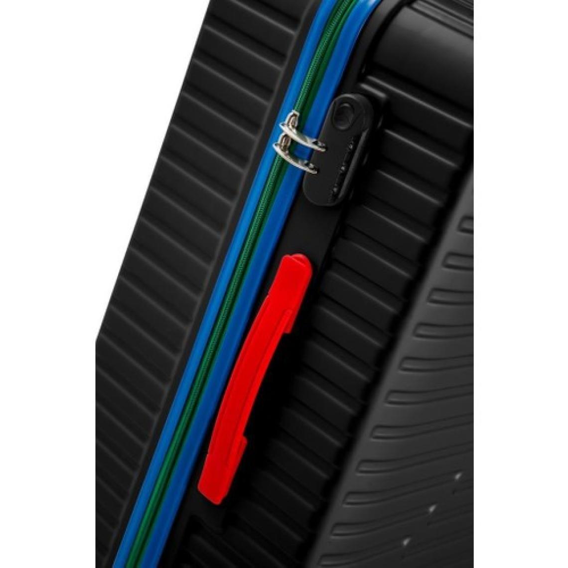 Orta Ve Kabin Boy 2'li Valiz Seti %100 Polikarbon Valiz 4x2 Teker Siyah 1088