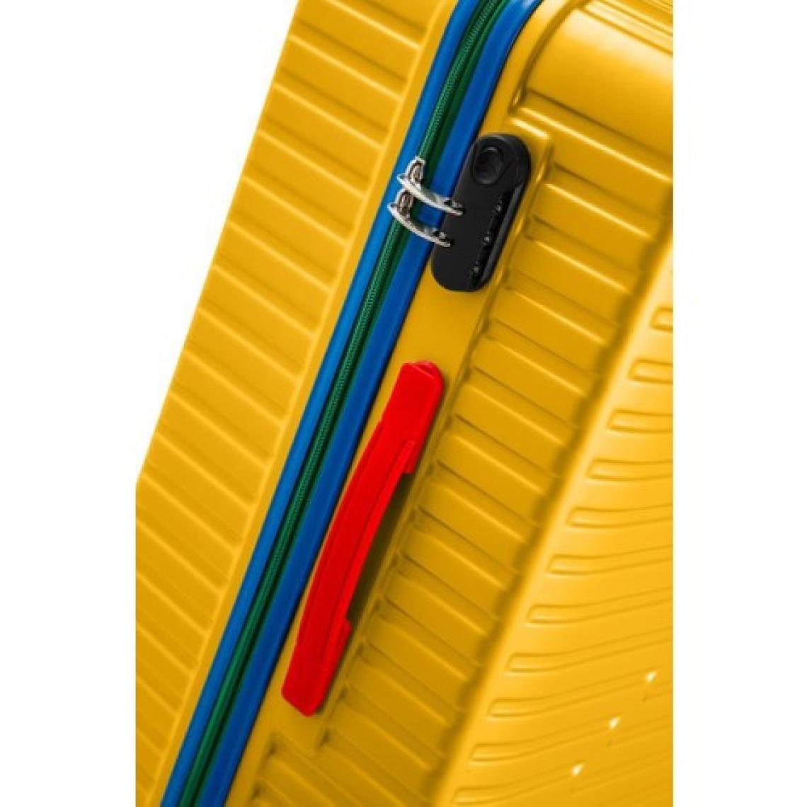 Orta Ve Kabin Boy 2'li Valiz Seti %100 Polikarbon Valiz 4x2 Teker Sarı 1088