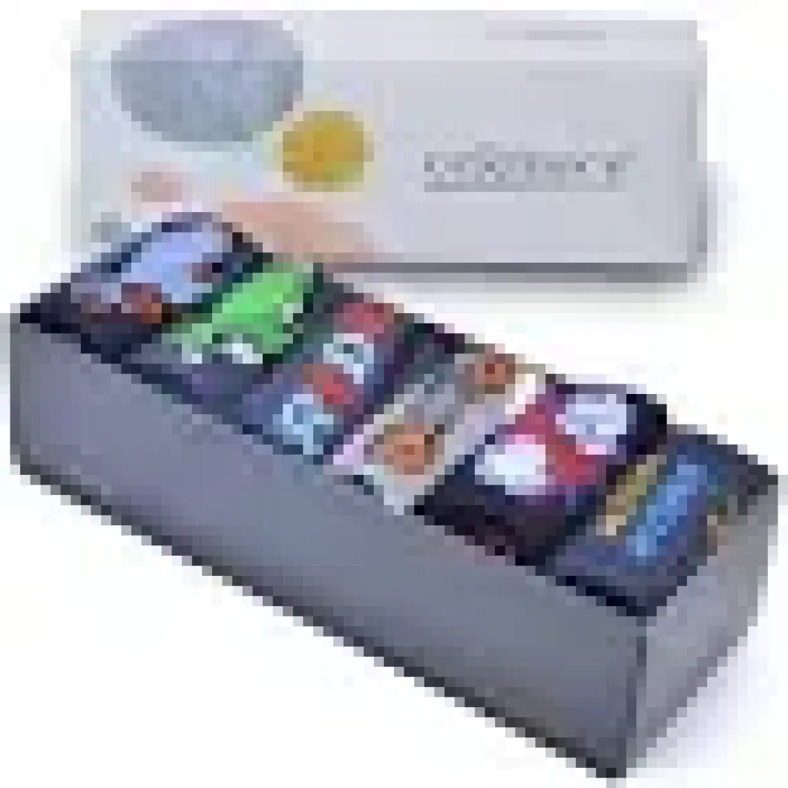 Vakre 6'lı Erkek Cocuk Soket