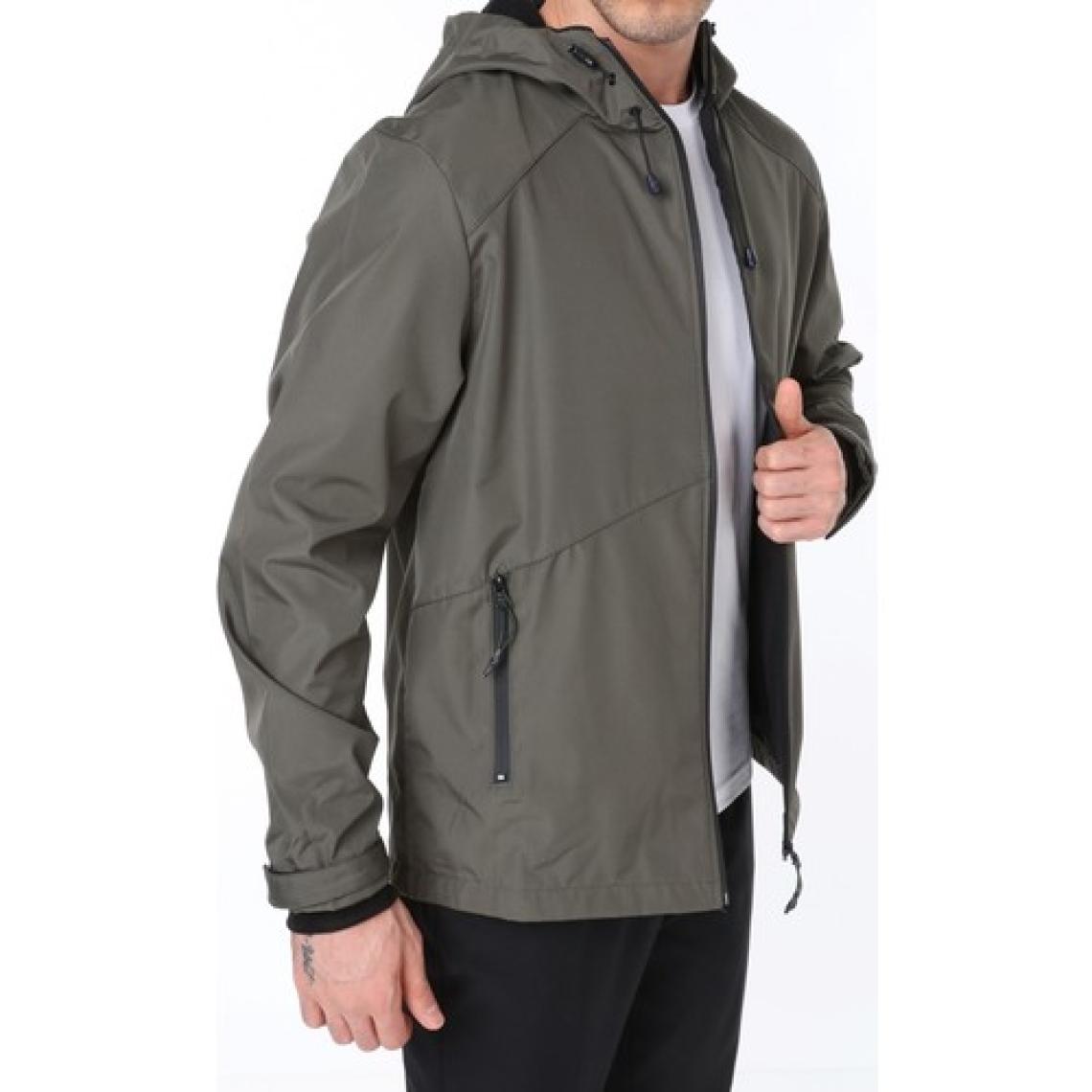 Ghassy Co. Erkek Rüzgarlık/Yağmurluk Outdoor Omuz Detaylı Mevsimlik Spor Ceket