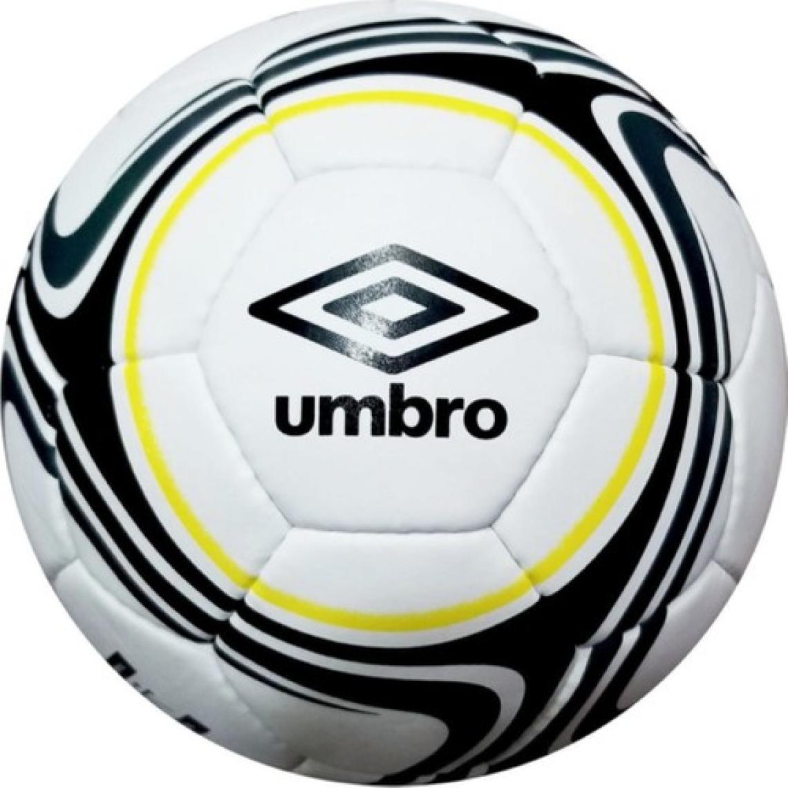 Umbro 2652U Tactic 5 Numara Futbol Topu