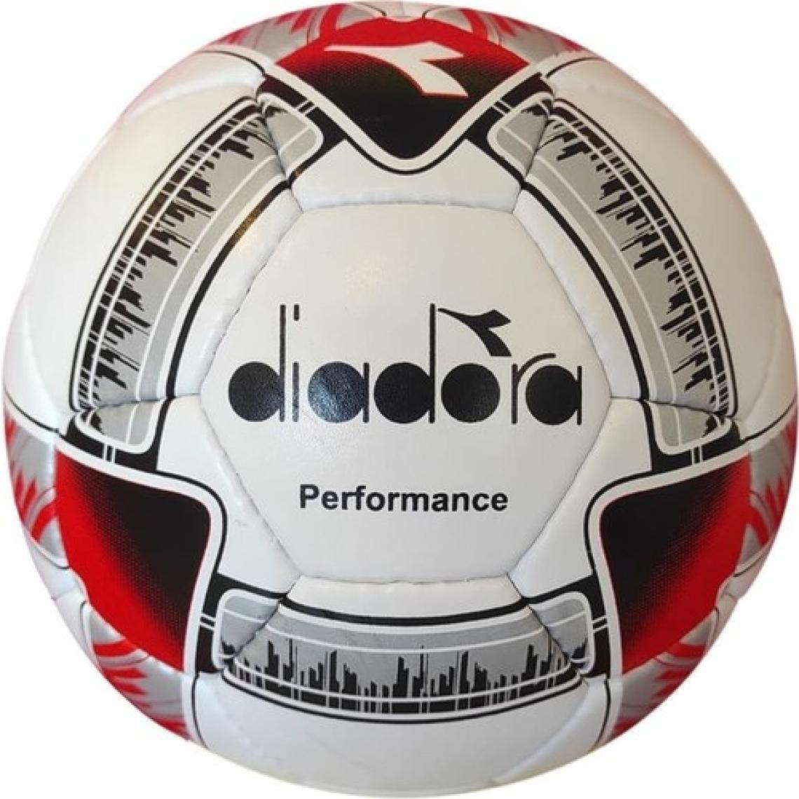 Diadora Performance Futbol Topu 5 No