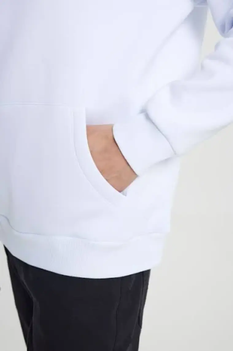 Altınyıldız Classics Erkek Beyaz Standart Fit Normal Kesim Içi Polarlı 3 Iplik Kapüşonlu Pamuklu Sweatshirt