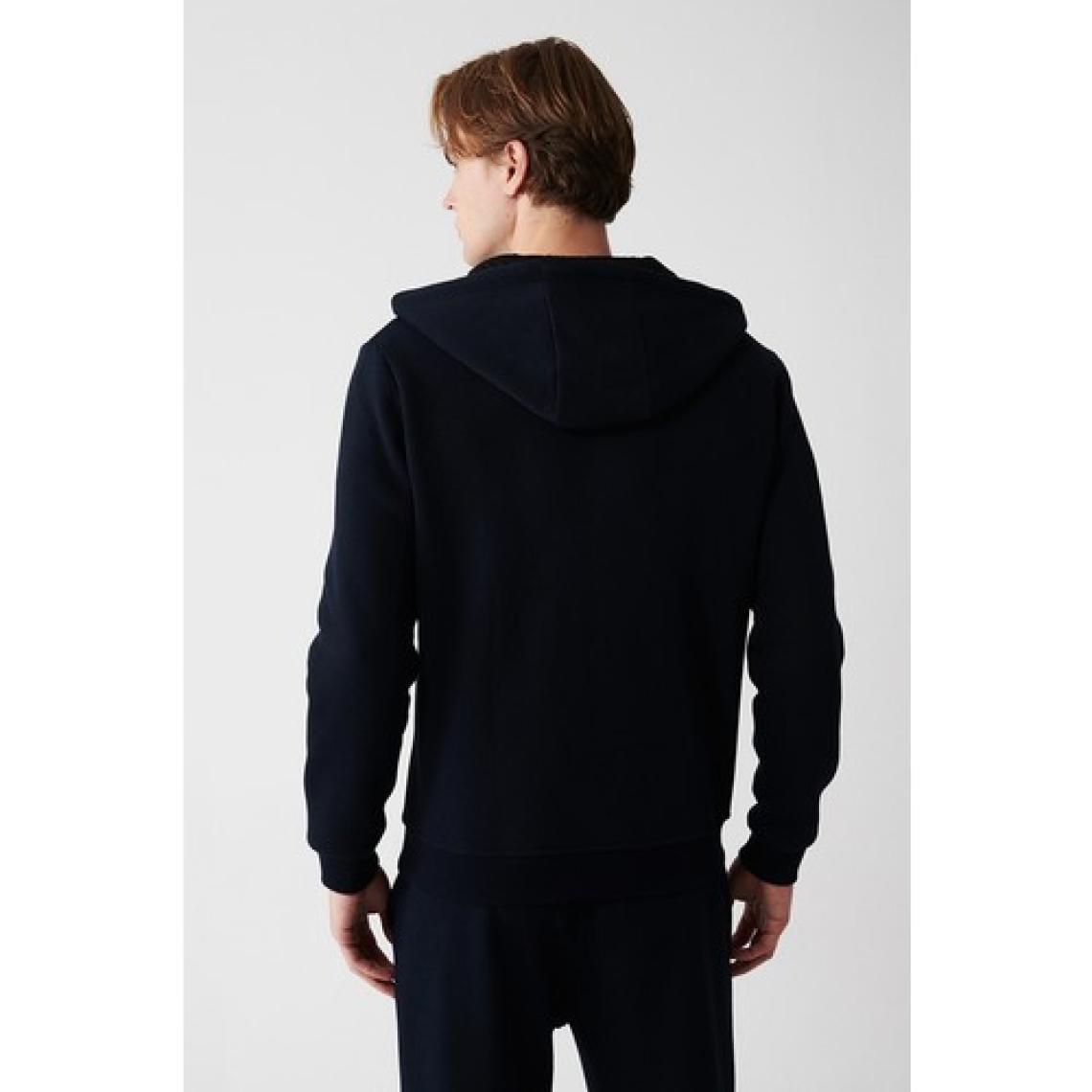 AVVA Erkek Lacivert Kapüşonlu Şardonlu 3 Iplik Fermuarlı Sweatshirt E001019