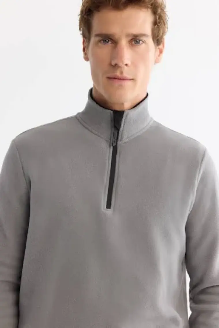 Erkek Gri Soğuğa Dayanıklı Yarım Fermuarlı Dik Yaka Polar Sweatshirt E001068