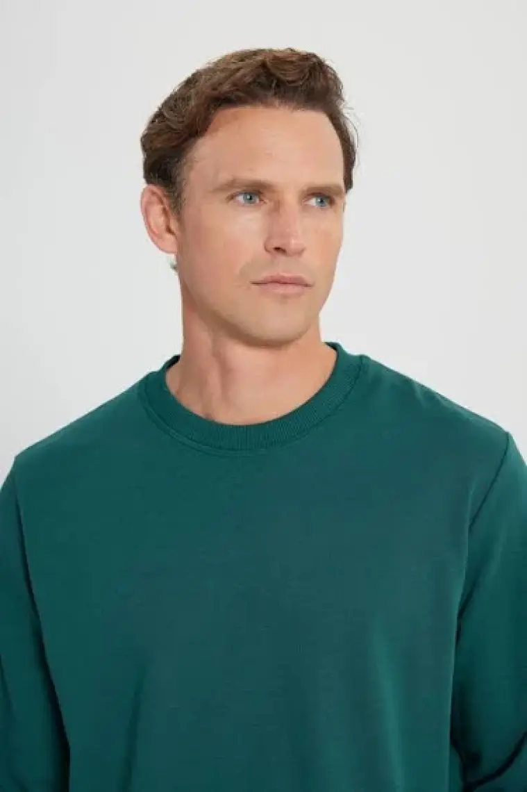 Altınyıldız Classics Erkek Koyu Yeşil Standart Fit Normal Kesim Bisiklet Yaka 3 Iplik Pamuklu Sweatshirt