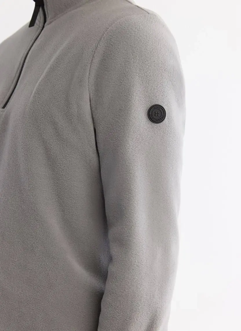 AVVA Erkek Gri Soğuğa Dayanıklı Yarım Fermuarlı Dik Yaka Polar Sweatshirt E001068