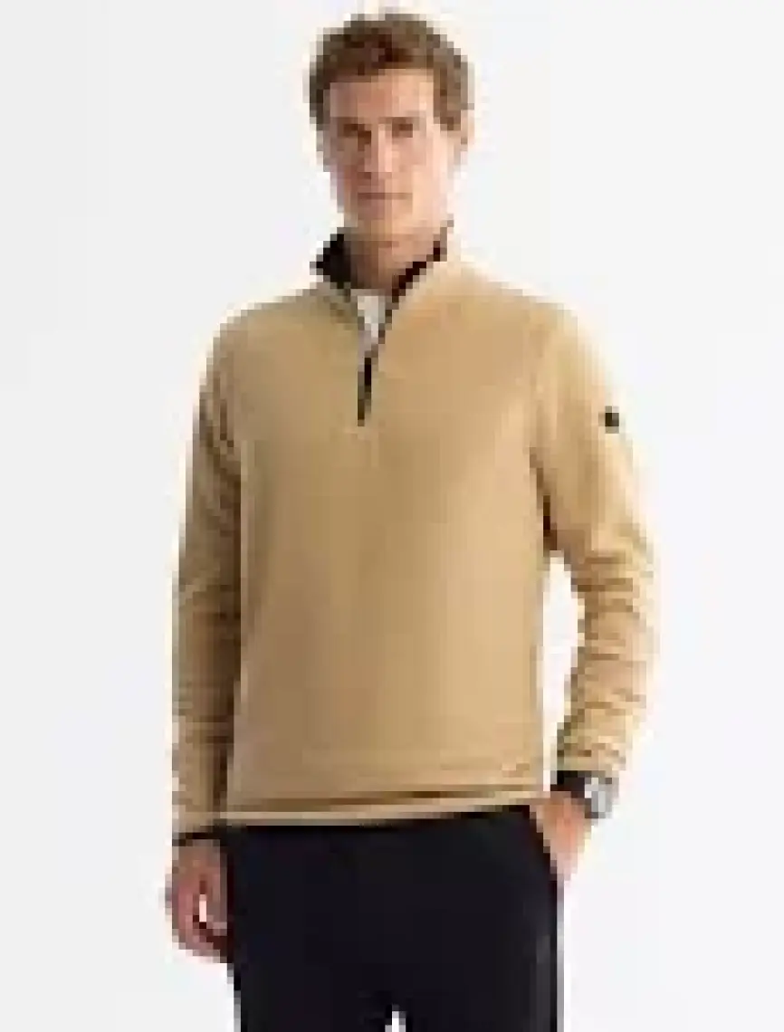 AVVA Erkek Bej Soğuğa Dayanıklı Yarım Fermuarlı Dik Yaka Polar Sweatshirt E001068
