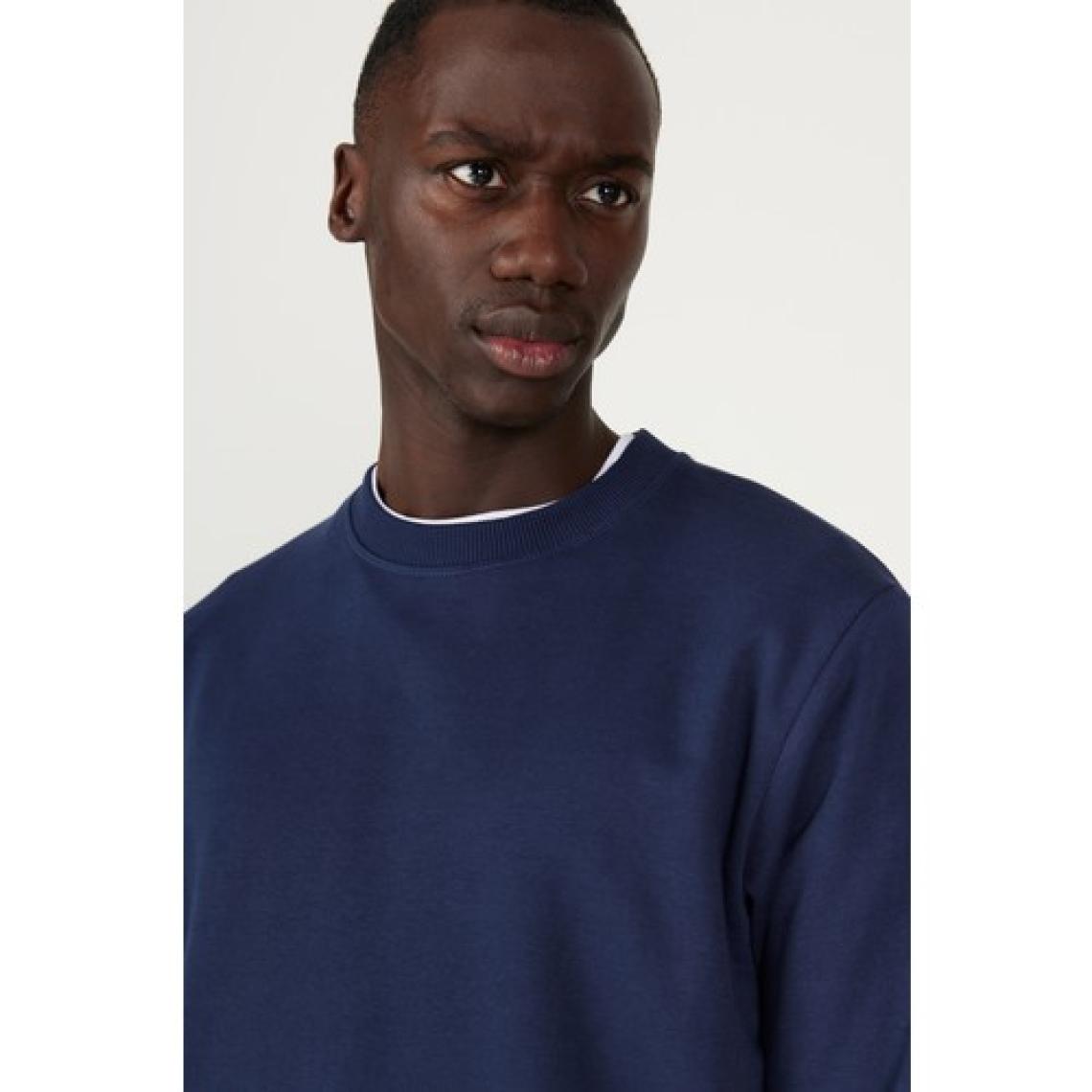 Altınyıldız Classics Erkek Lacivert Standart Fit Normal Kesim Bisiklet Yaka 3 Iplik Pamuklu Sweatshirt