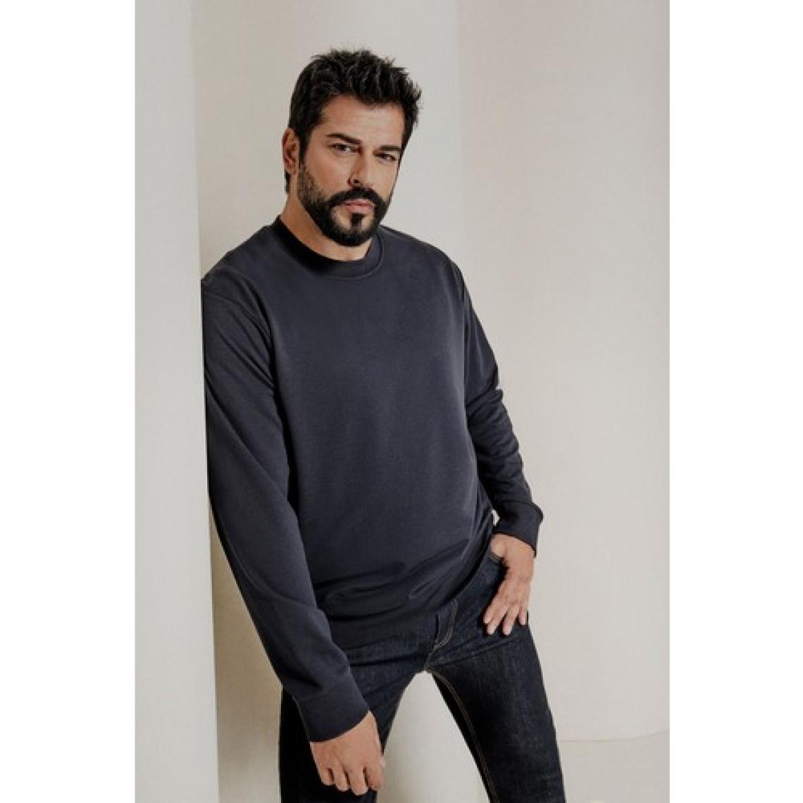 Altınyıldız Classics Erkek Lacivert Standart Fit Normal Kesim Bisiklet Yaka 3 Iplik Pamuklu Sweatshirt