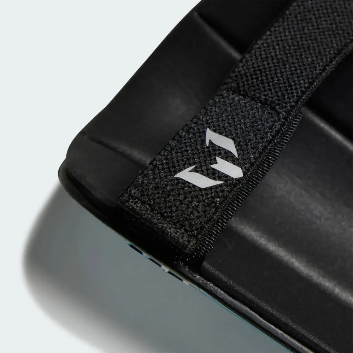 Adidas Messı Sg Mtc J       Erkek  Koruyucu Ekipmanlar IA0870