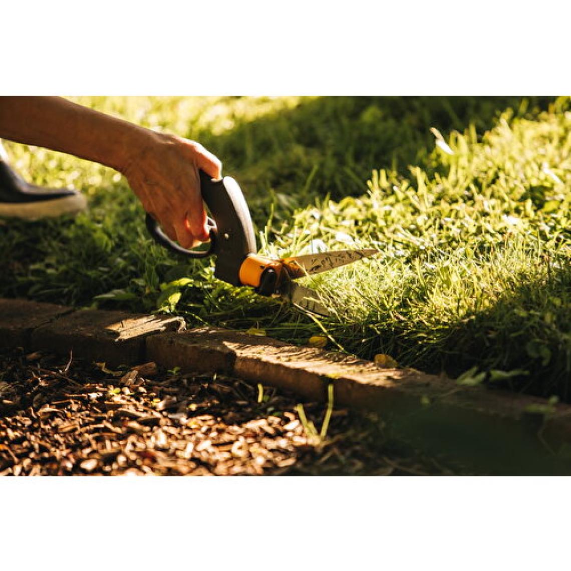 Fiskars 113680-1000589 Servo-System™ Çim Makası GS42