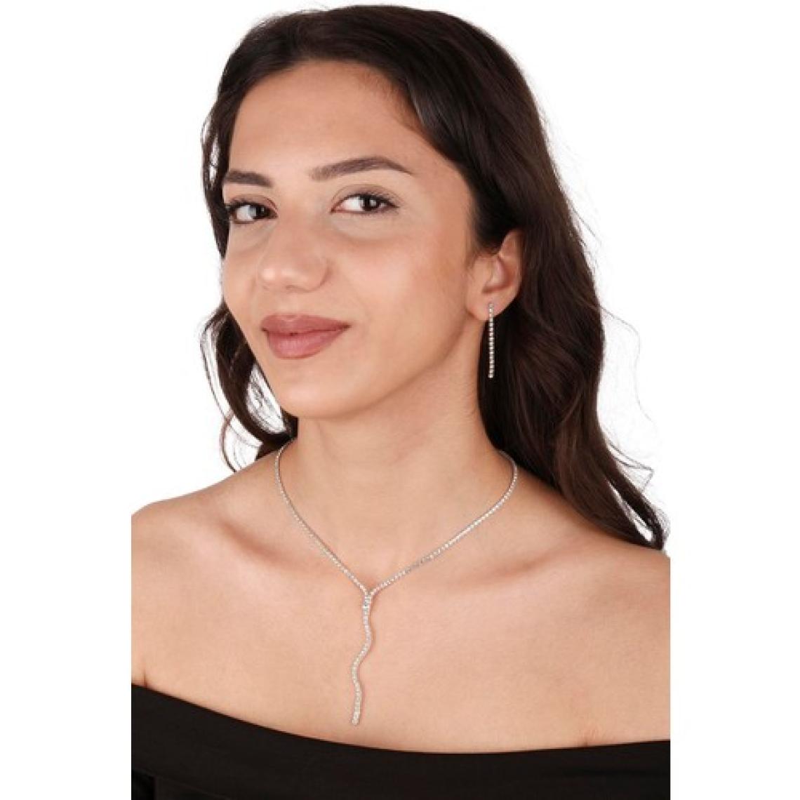 Dalgalı Venüs Şık Kristal Taşlı Abiye Kolye Küpe Seti Ve Gül Gelin Tacı