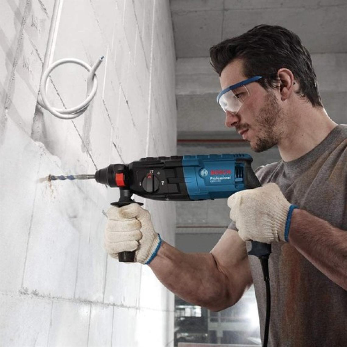 Bosch GBH 240 Kırıcı Delici 790 Watt