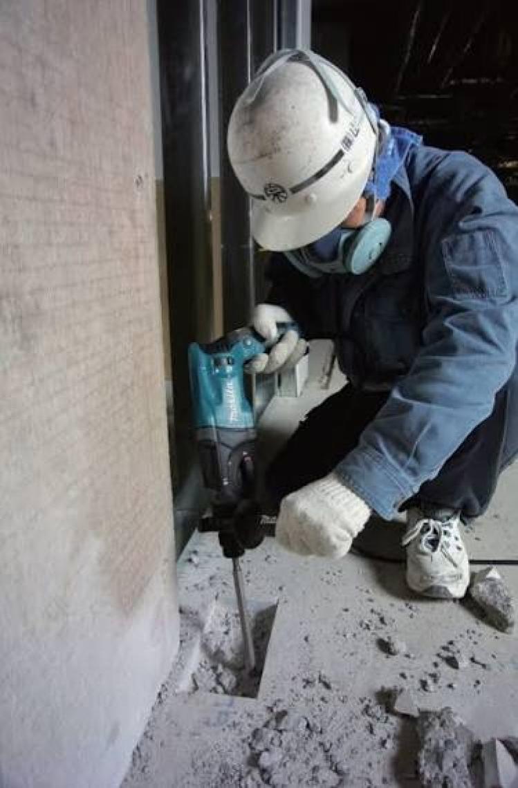 Makita HR2470 Kırıcı Delici Matkap