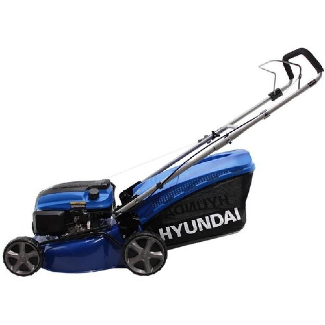 Hyundai HYM460P Benzinli Çim Biçme Makinesi Itmeli 46CM