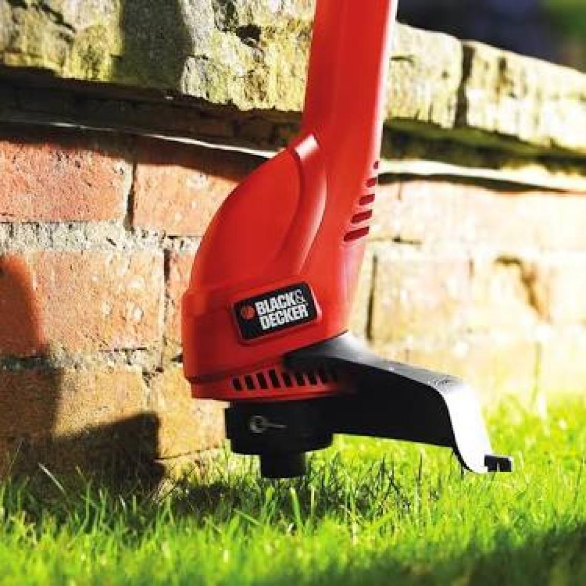 Black & Decker GL250 250Watt Misinalı Çim Kesme Makinesi