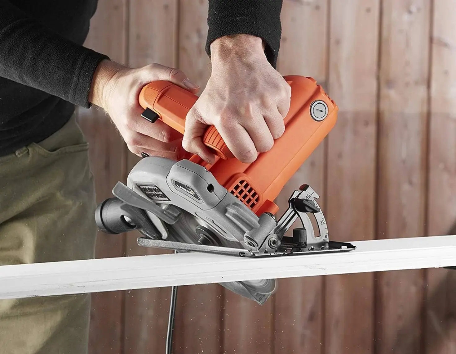 Black & Decker CS1250L-TR 1250W 190mm Daire Testere