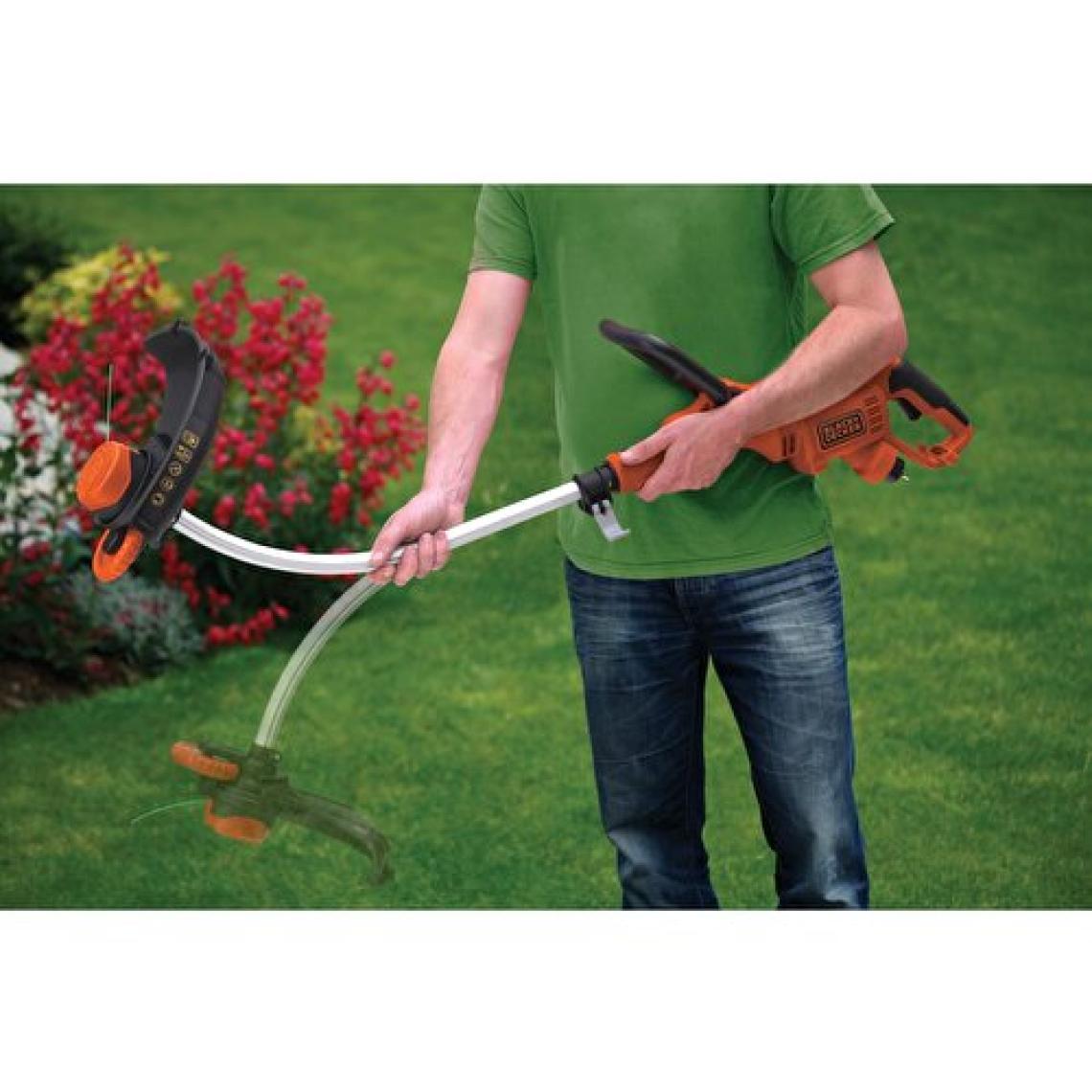 Black&Decker GL 7033 Misinalı Çim Kesme Makinesi