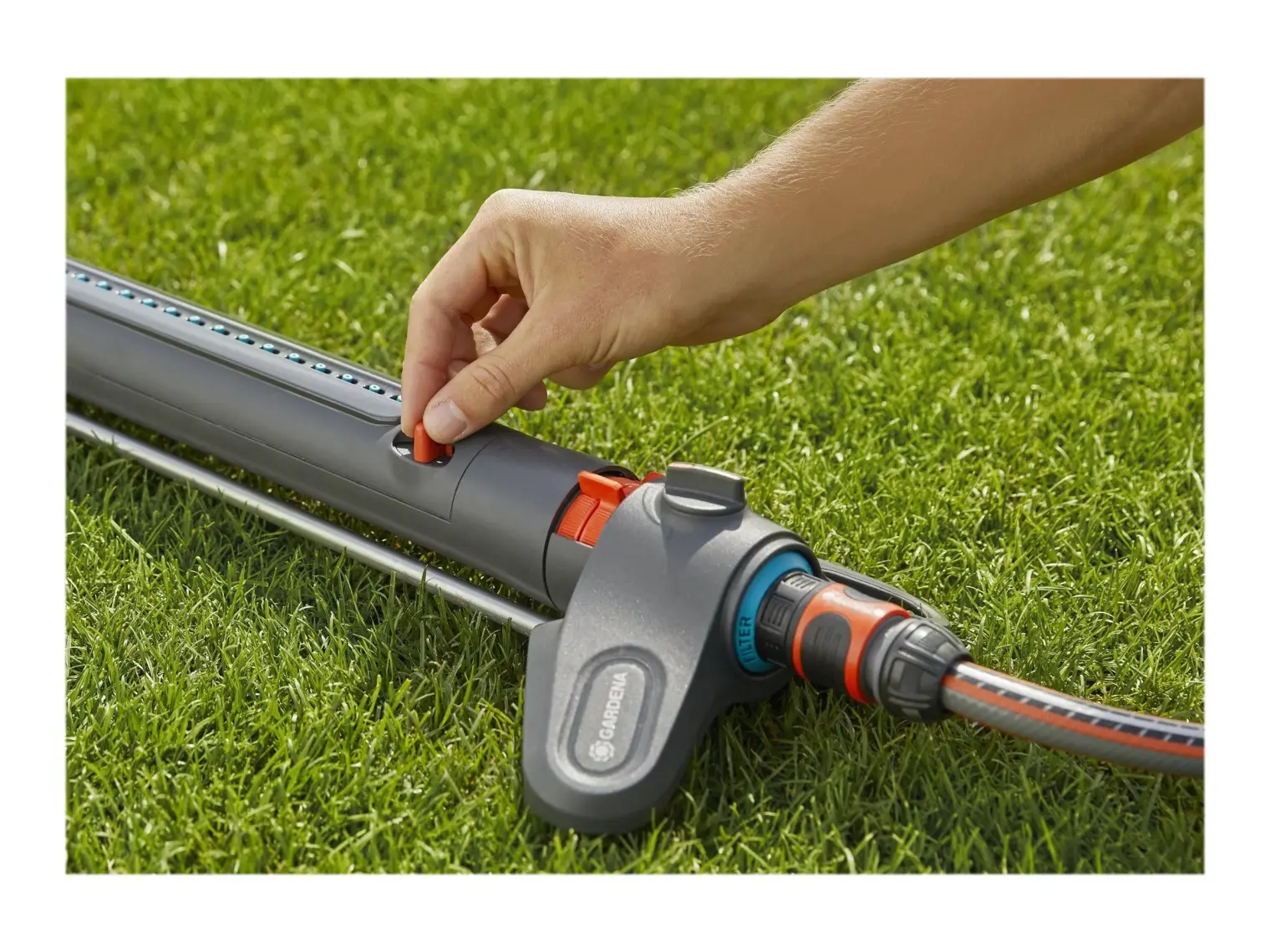 Gardena 18712-20 Salınımlı Yağmurlama Sistemi Aquazoom M