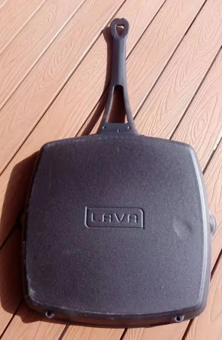 26x26 cm Döküm Demir Emaye Kaplama Izgara Tava - Metal Saplı, Isıyı Eşit Dağıtan Sağlıklı Pişirme