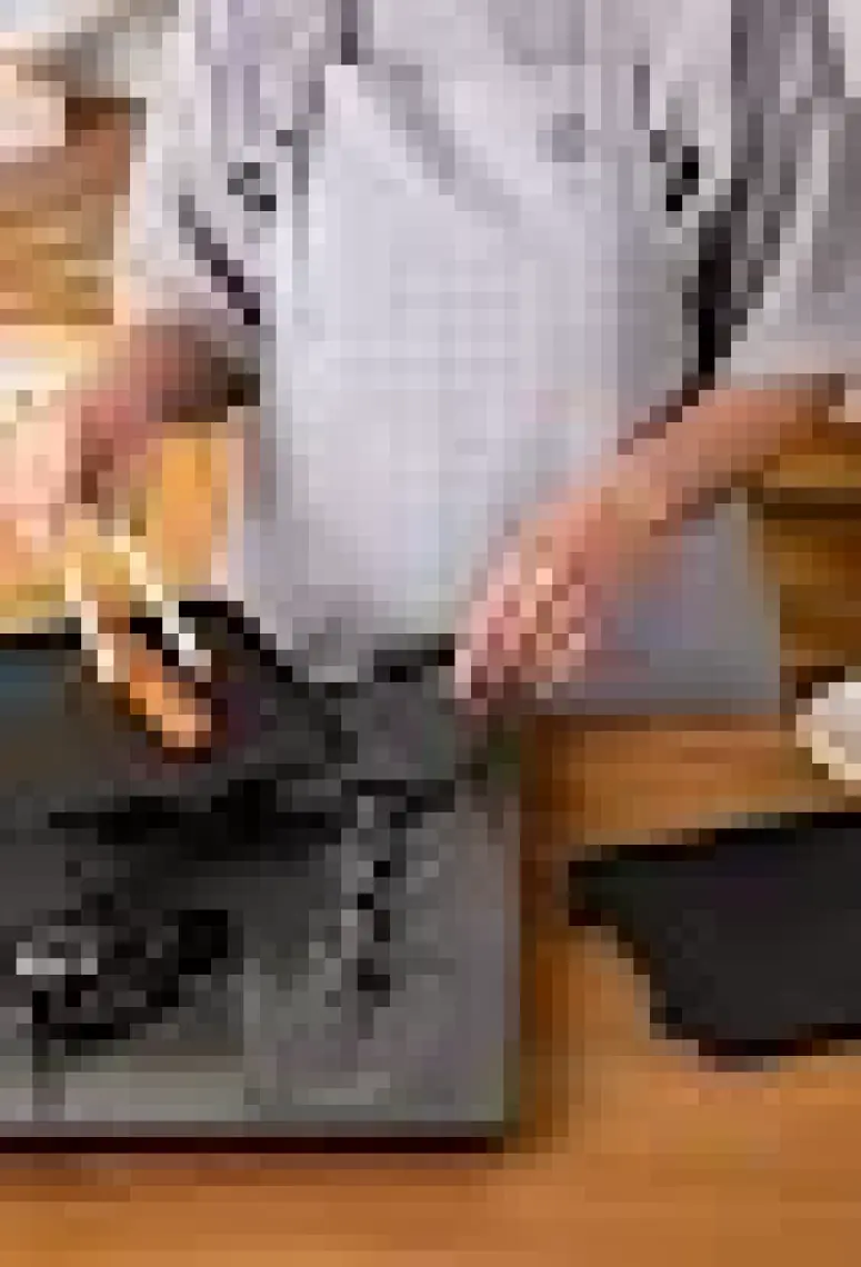 Emsan 24 cm Çift Taraflı Alüminyum Döküm Tava - Yapışmaz ve Çizilmelere Karşı Dayanıklı