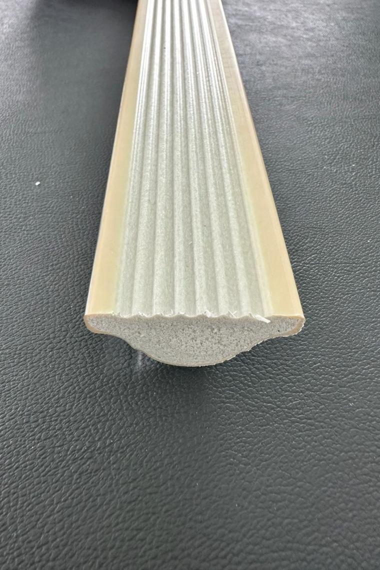 Diecor Dekoratif Polistren 1 Adet 4 cm Gümüş Duvar Çıtası