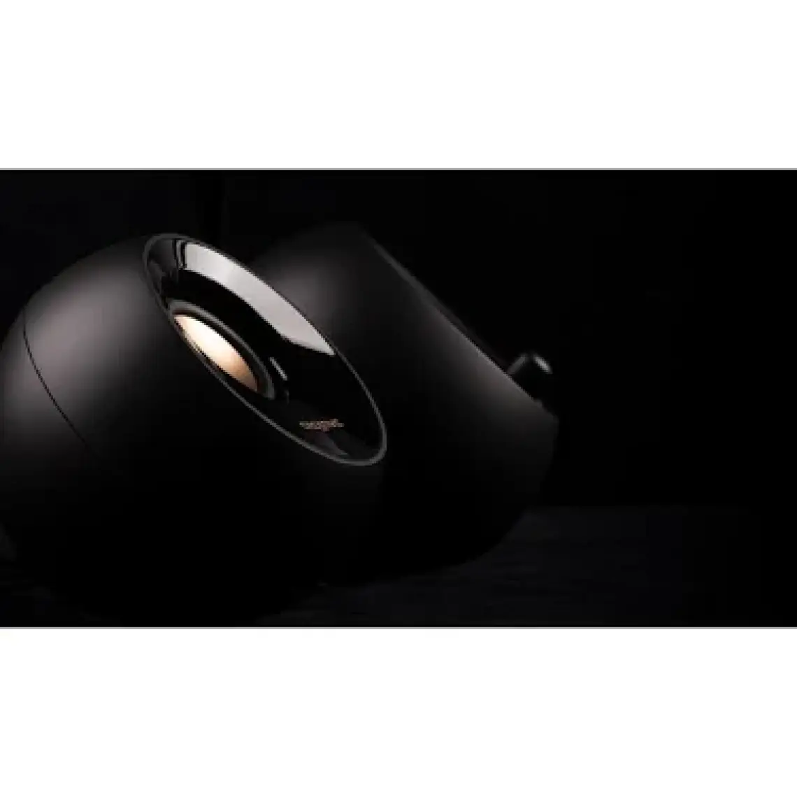 Creative Pebble Plus Siyah  2.1 35W USB Multimedya Stereo Hoparlör Seti