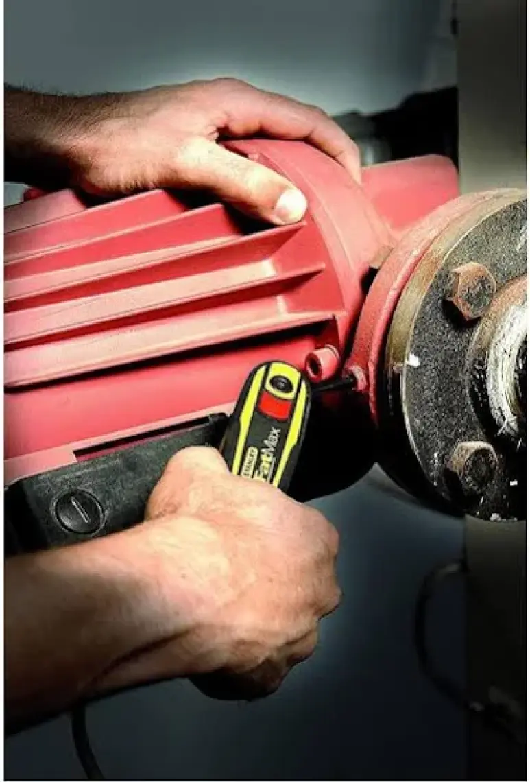 Stanley 1-13-906 Fatmax 39'lu ¼ Bits + Lokma Seti Manyetik Tutucu ve Otomatik Lokma Kollu