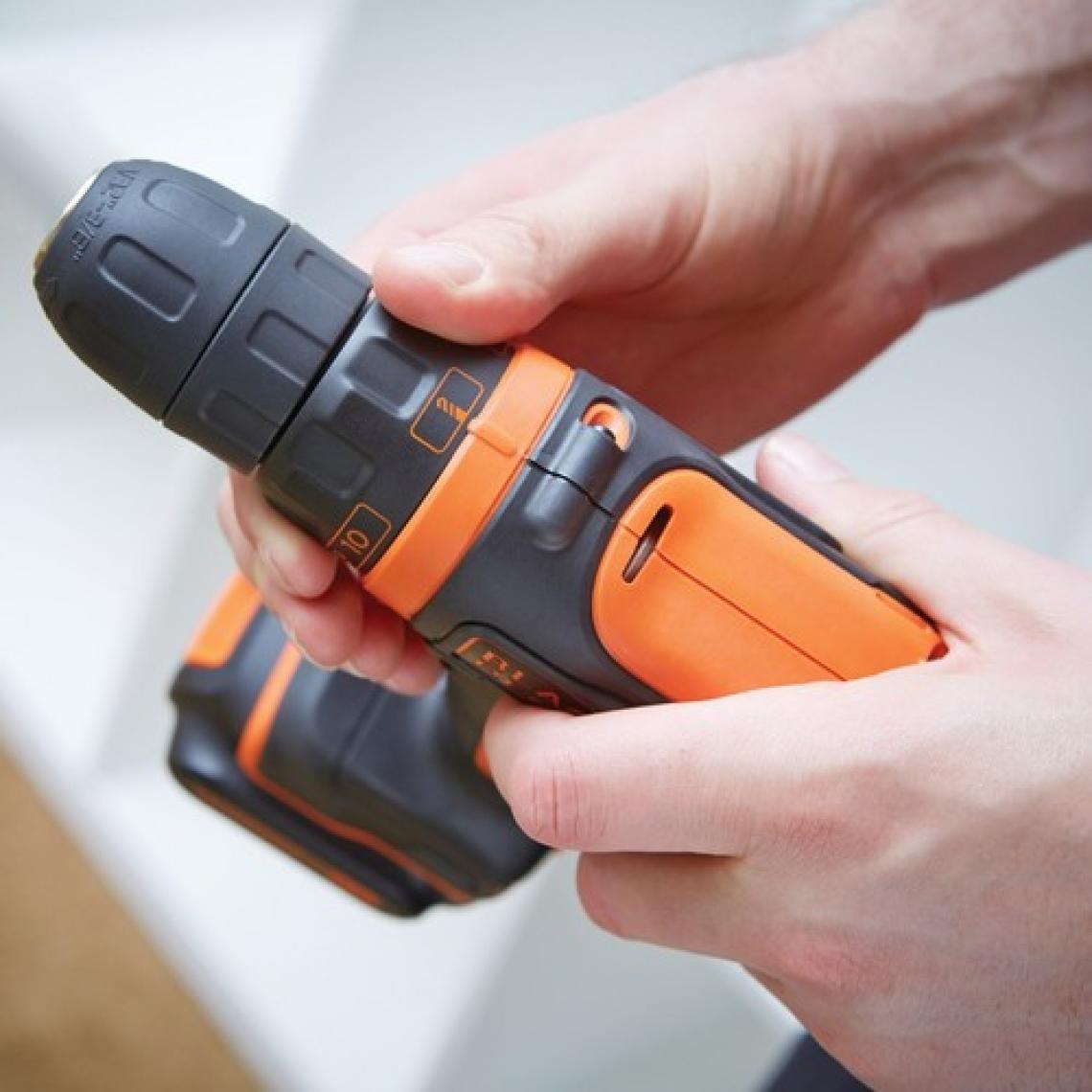 Black & Decker Bdcdd12K 10.8Volt/1.5Ah Li-ion Akülü Vidalama