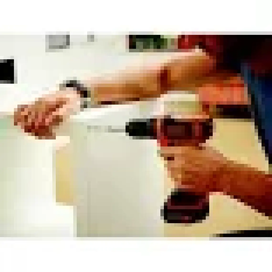 Black & Decker BDCDD12BAFC-QW 10.8V 1.5Ah Li-Ion Şarjlı Matkap Vidalama,Taşıma Çantası,100 Parça Aks. Seti